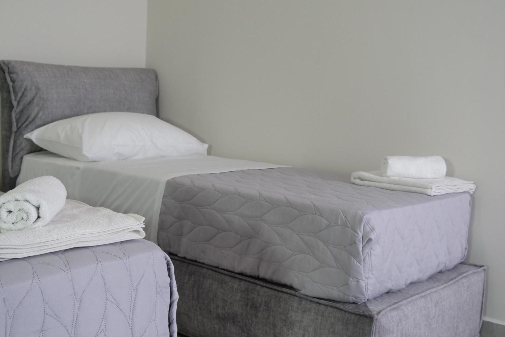 Stay-Five Rooms & Apartments Shkodër Eksteriør billede