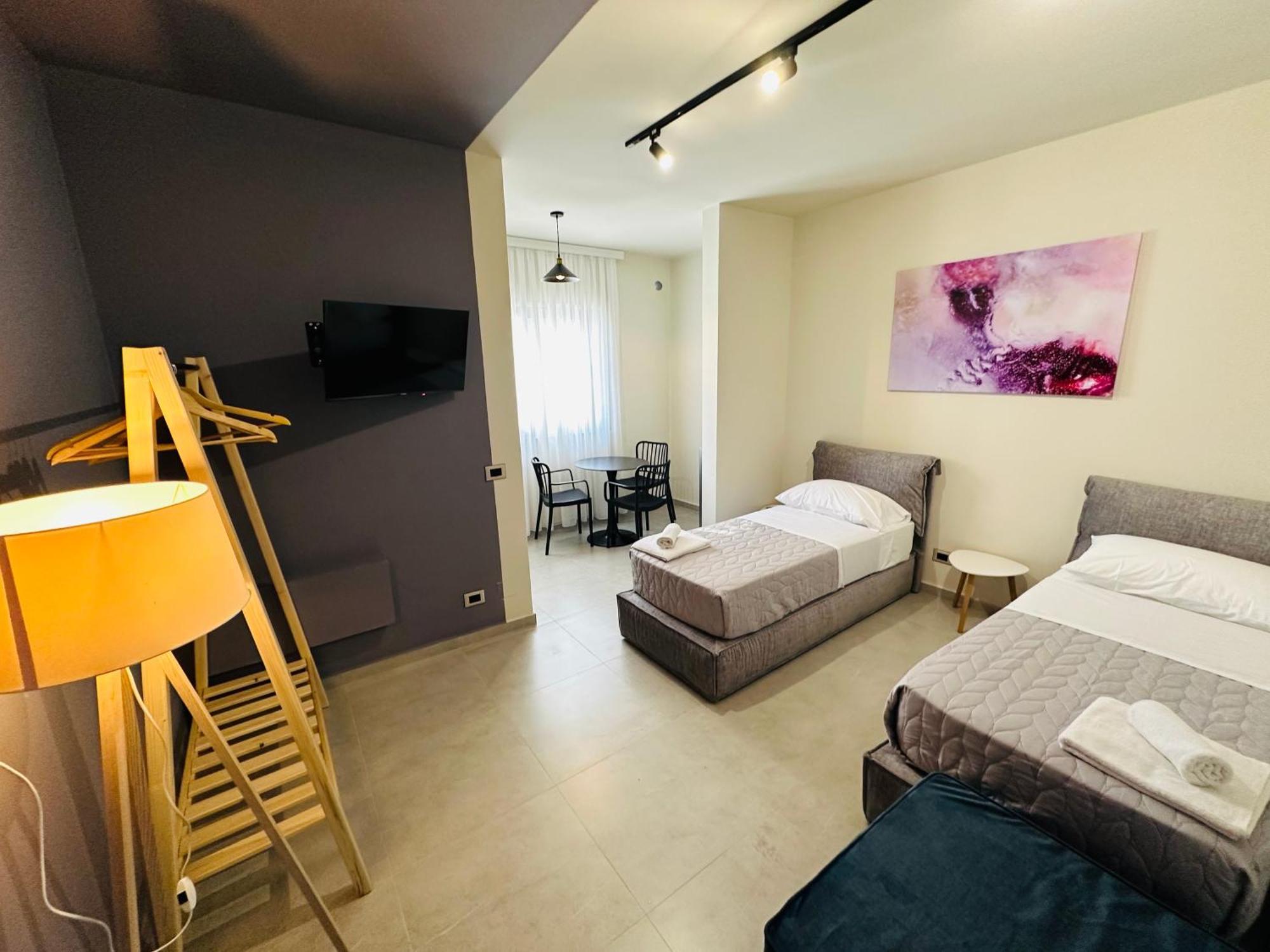 Stay-Five Rooms & Apartments Shkodër Eksteriør billede