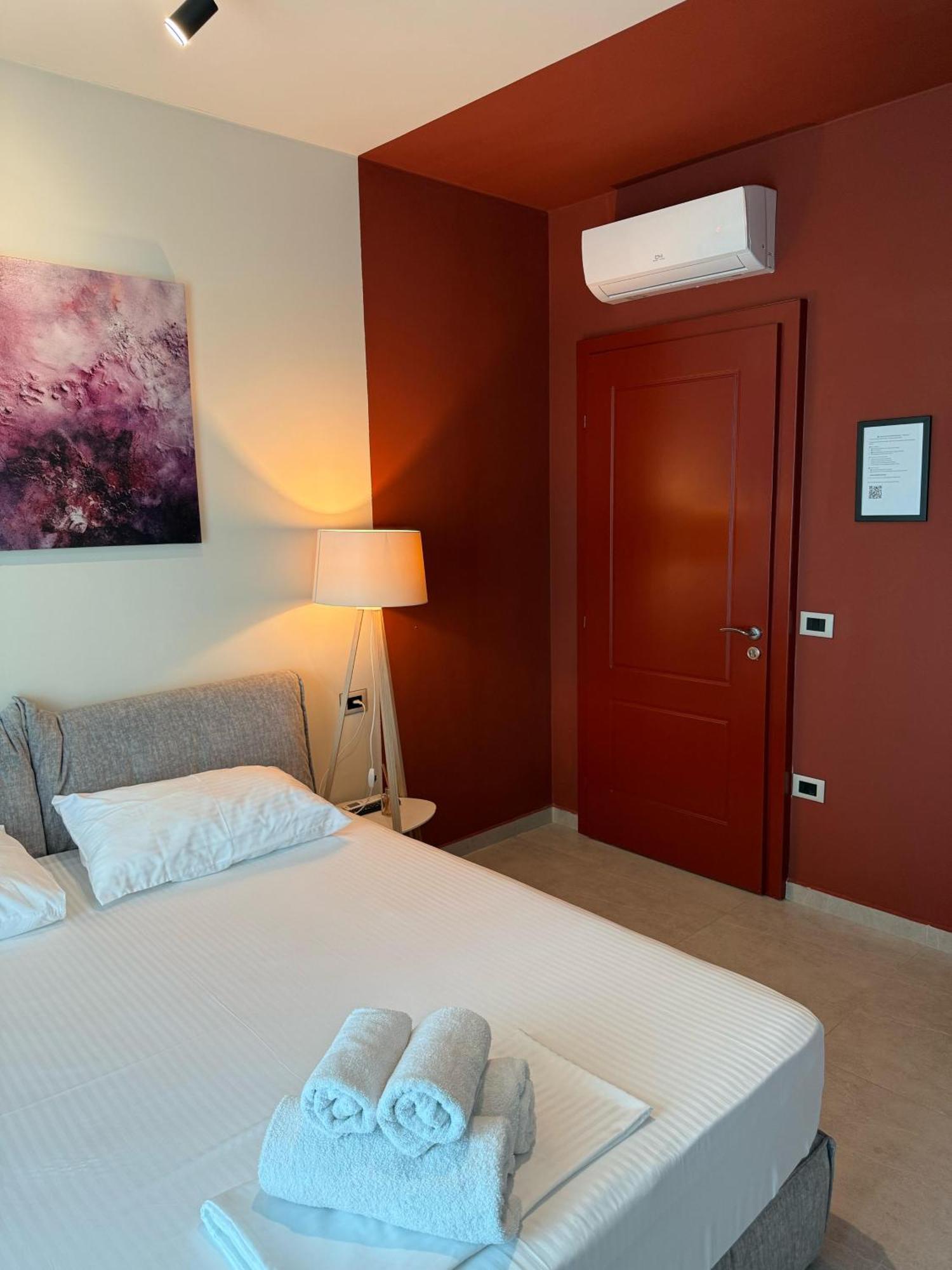 Stay-Five Rooms & Apartments Shkodër Eksteriør billede